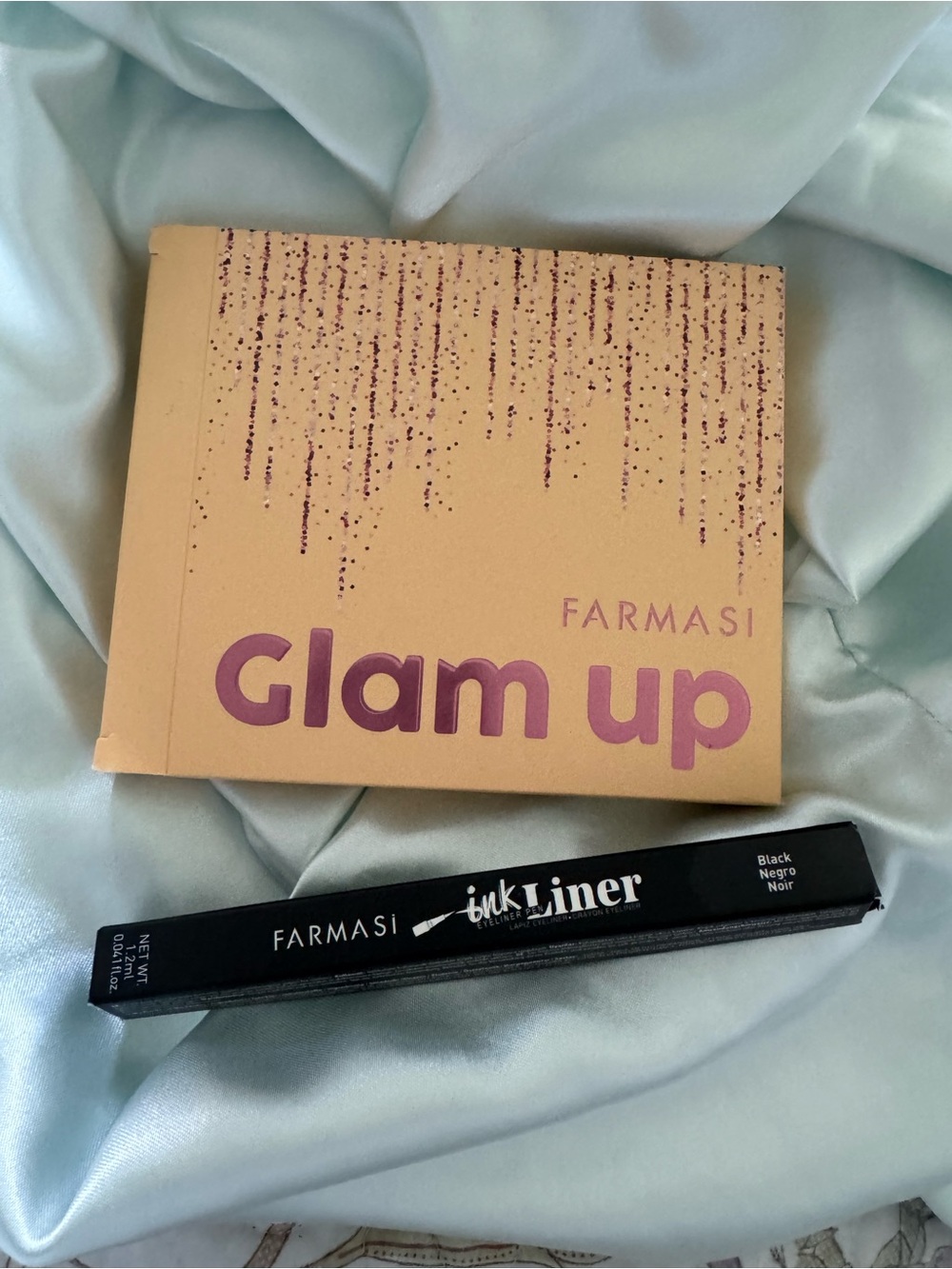 Farmasi Glam Up Eyeshadow Palette & Ink Liner - Pink and Black